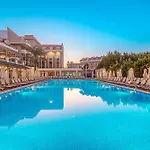 Side Story Resort & Spa