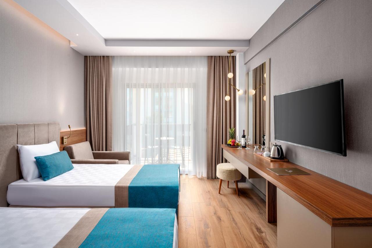 Story & Spa Side